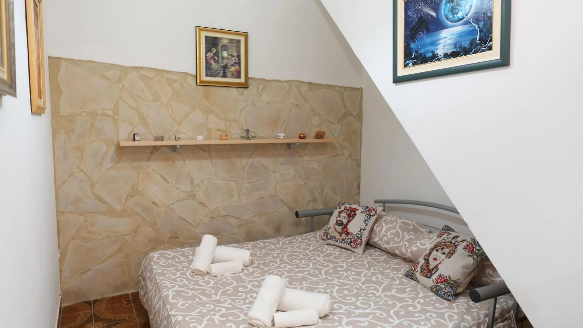 צ'פאלו Sotto La Rocca - Casa Vacanze A 5 Minuti Dal Mare